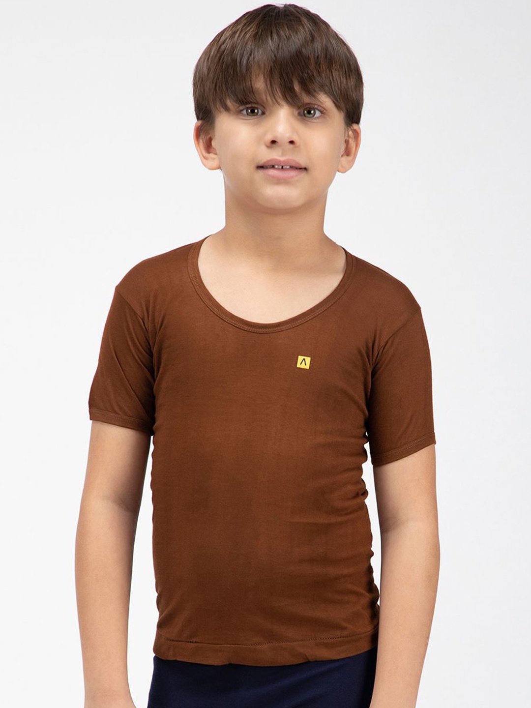 

AMUL COMFY Boys Round Neck Innerwear Vests AC-CSRNS-VE-LB-35-1PC, Brown