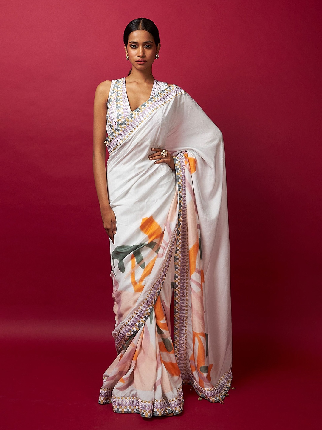 

Vedika M Embroidered Pure Silk Saree, White
