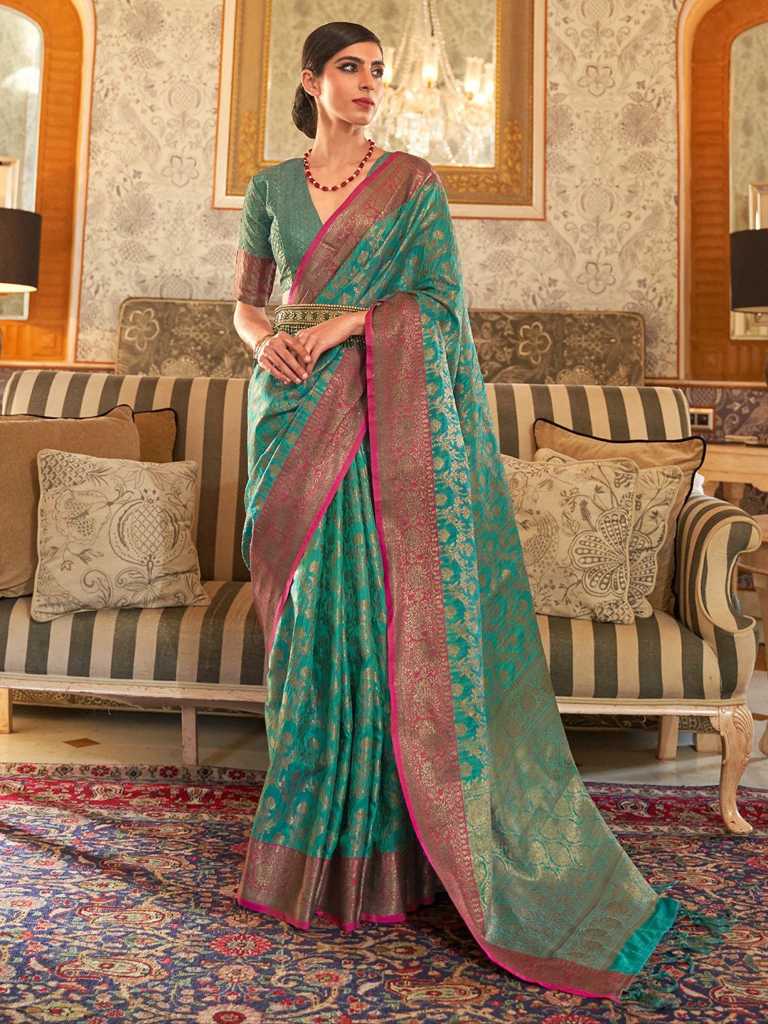 

Ishin Woven Design Zari Banarasi Saree, Green