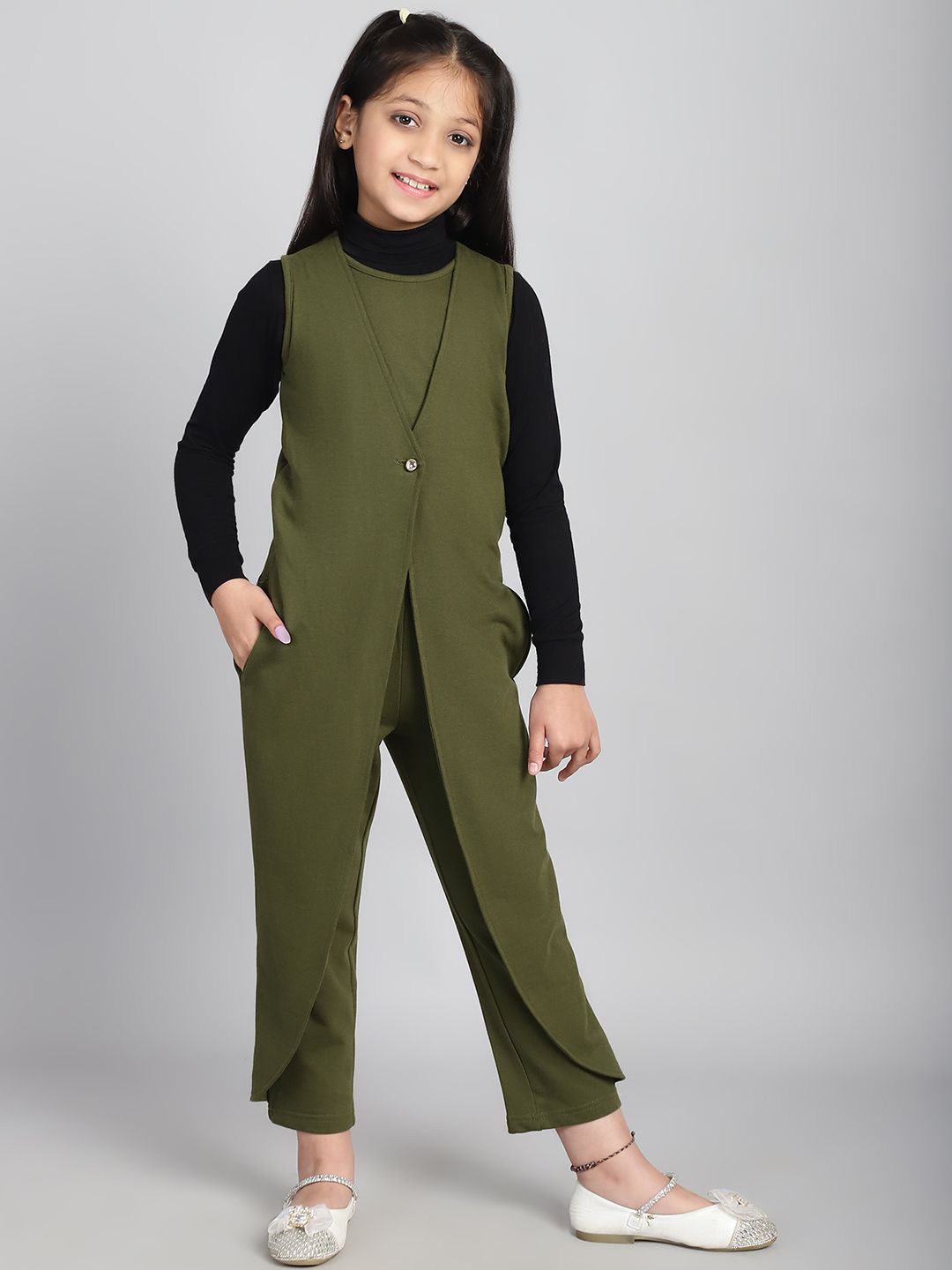 

Baawri Girls Basic Jumpsuit, Olive