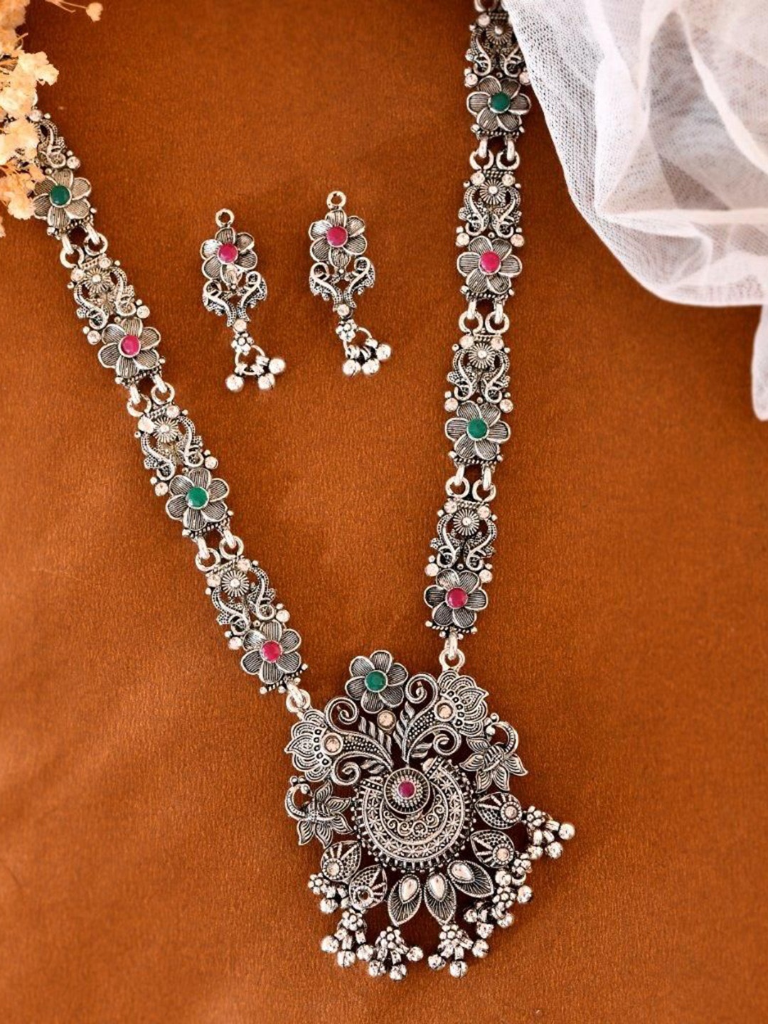 

VOJ Silver-Plated Stone-Studded Jewellery Set