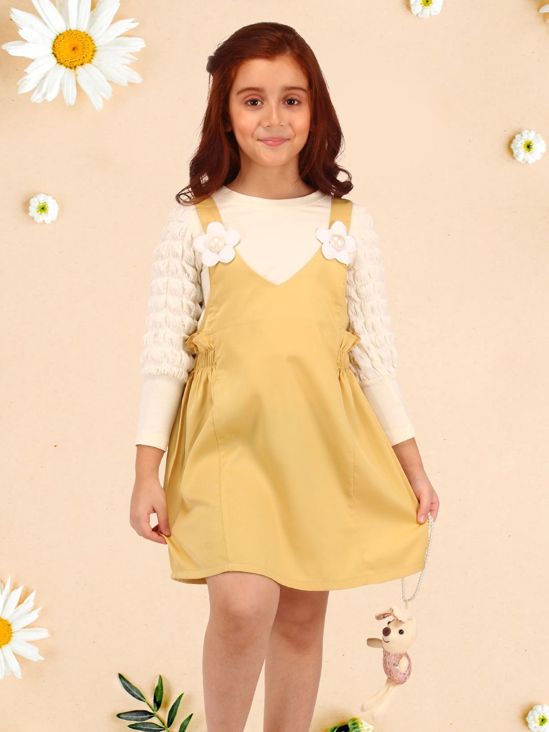 

CUTECUMBER Girls Applique Pinafore Dress, Yellow