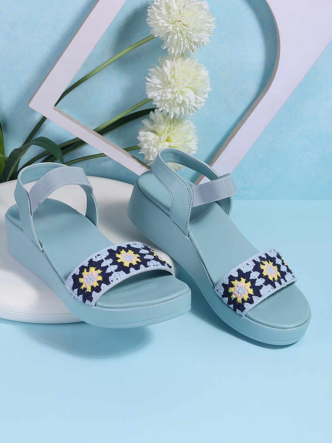 

Metro Women Wedge Heels Sandals, Turquoise blue