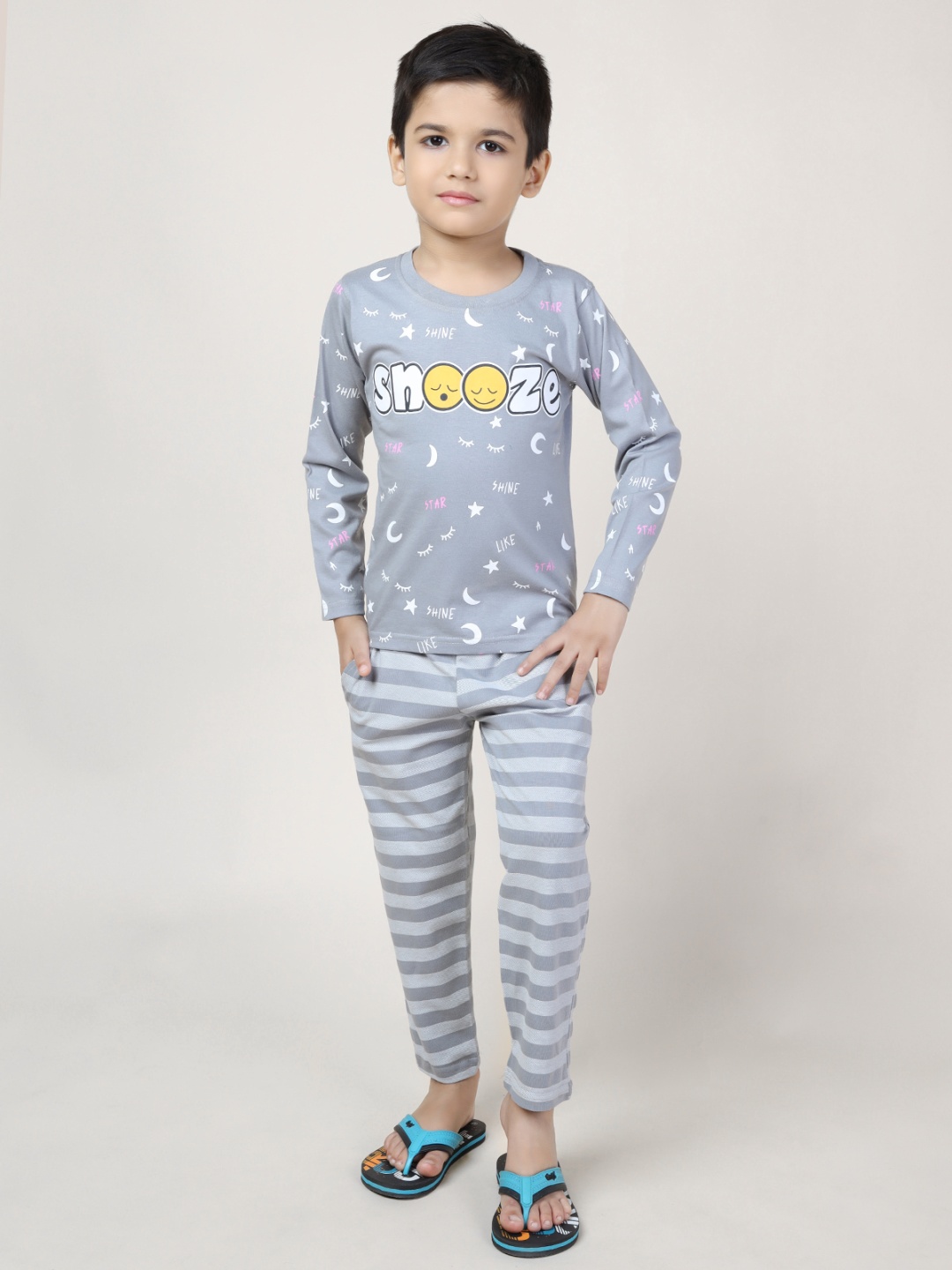 

Here&Now X Denikid Boys Printed Pure Cotton T-shirt with Trousers, Grey