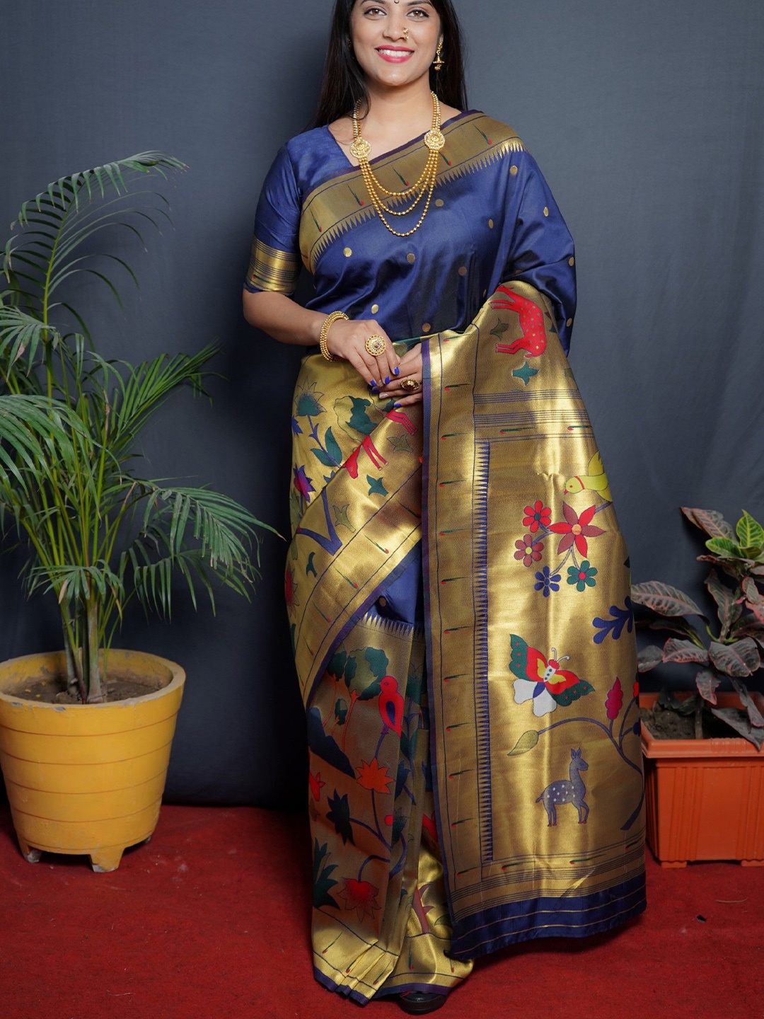

LeeliPeeri Designer Ethnic Motifs Zari Woven Paithani Saree, Navy blue