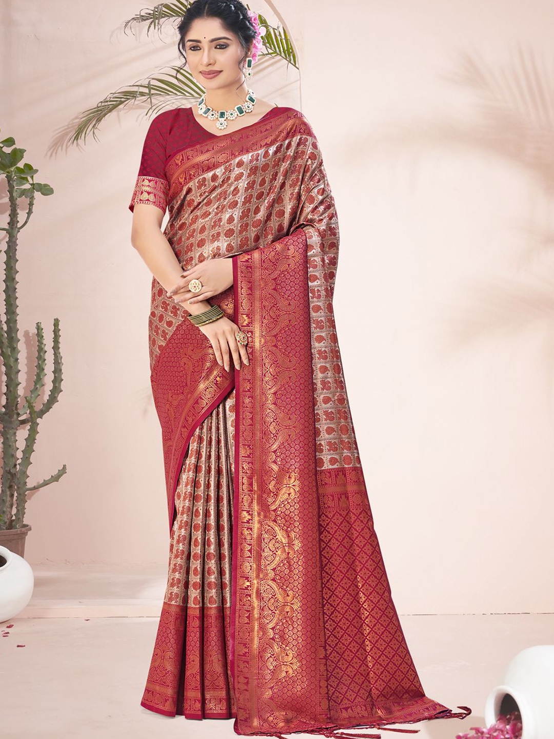 

Ishin Ethnic Motifs Zari Saree, Maroon