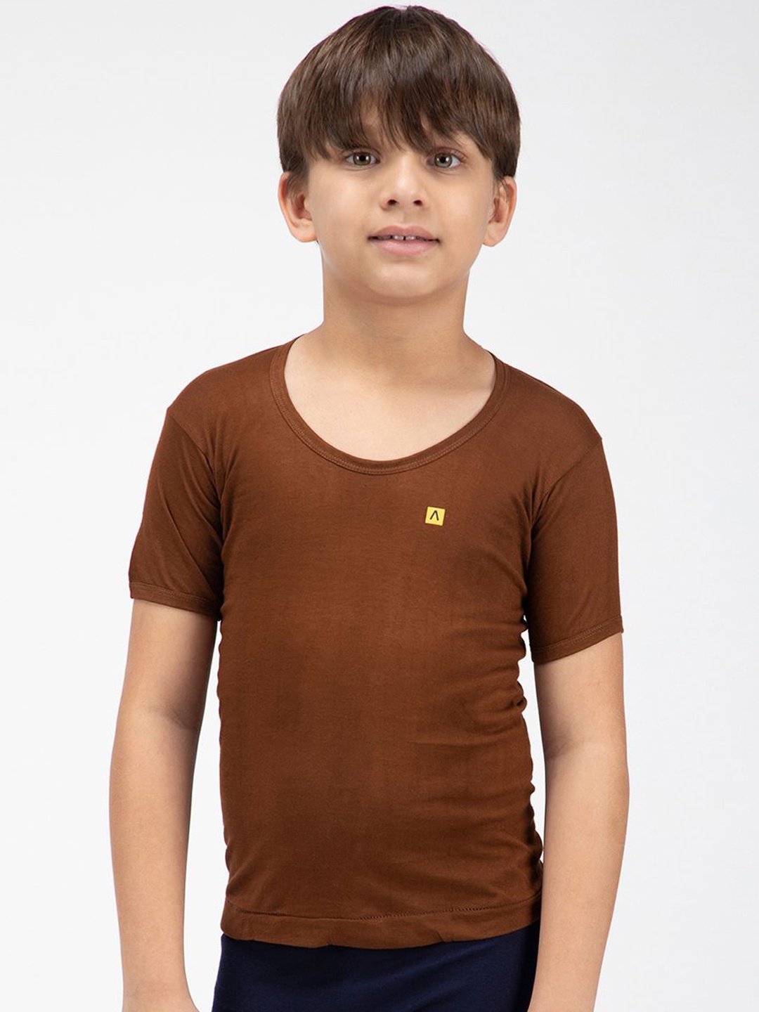 

AMUL COMFY Boys Round Neck Innerwear Vests AC-CSRNS-VE-LB-73-1PC, Brown