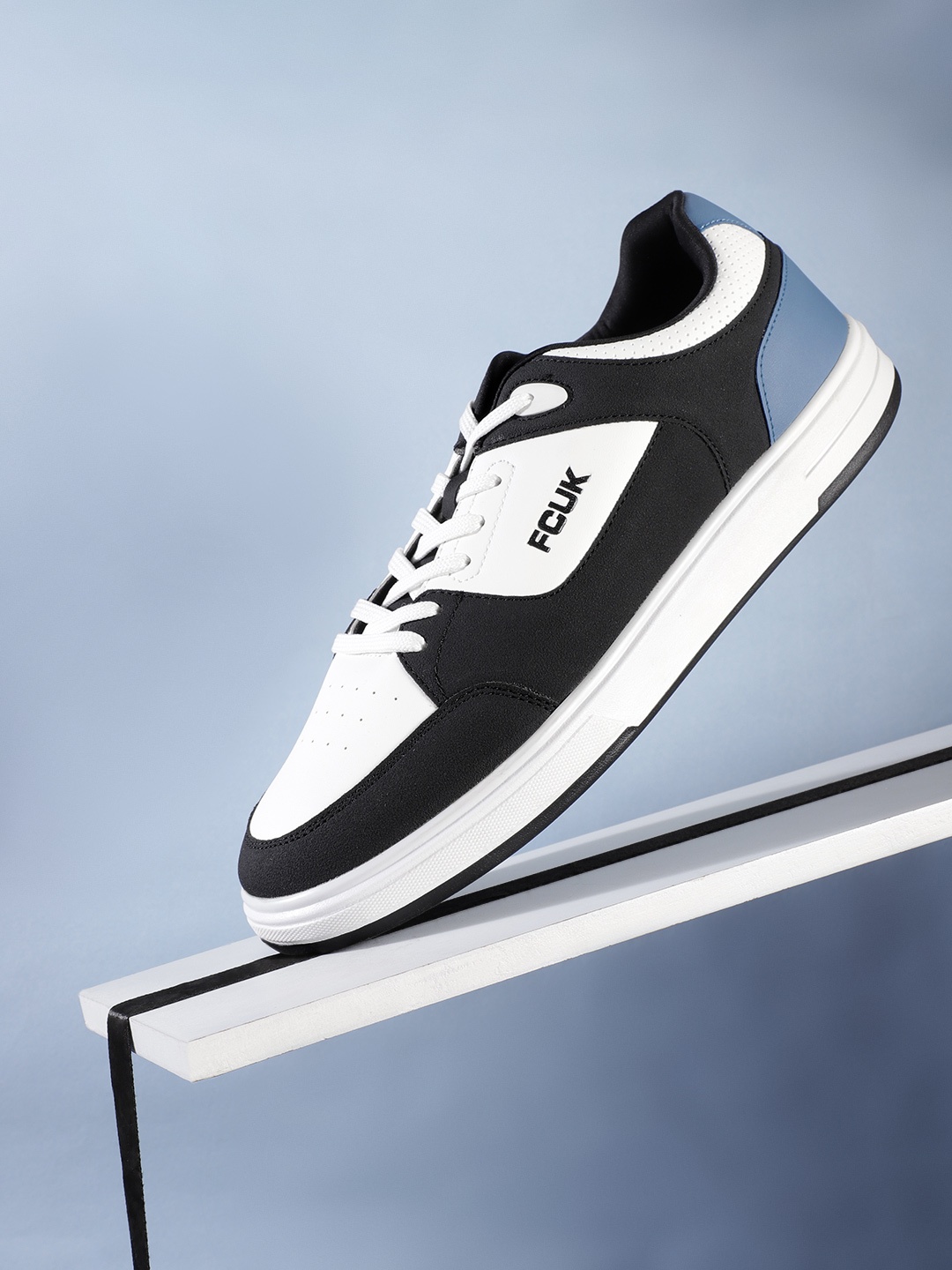 

FCUK Men Colourblocked Sneakers, White
