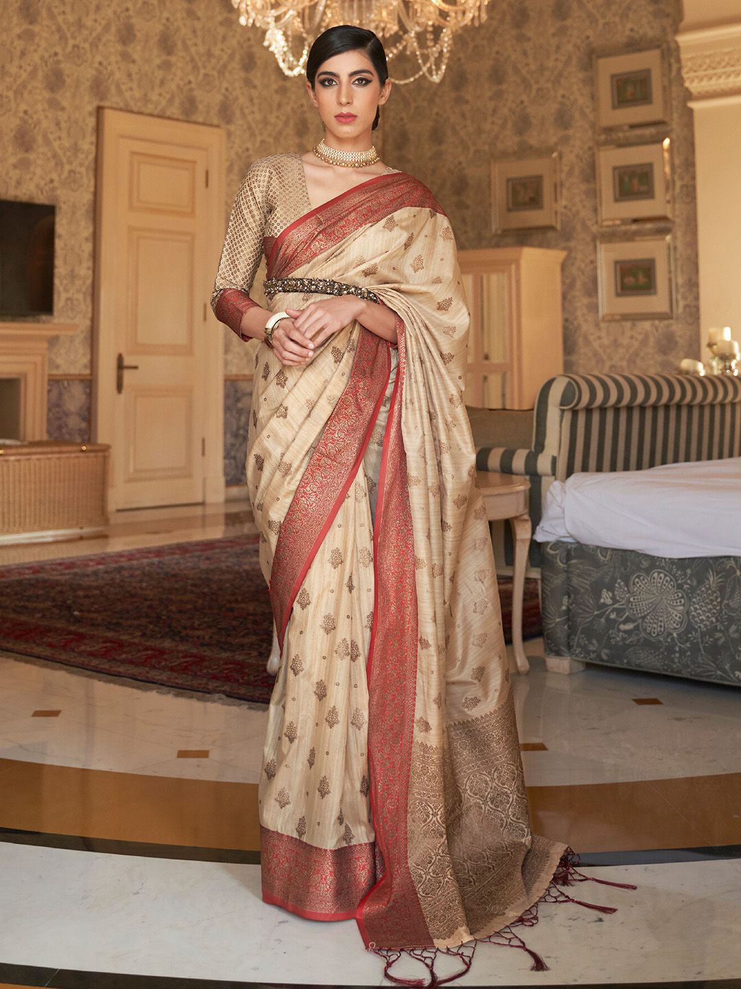 

Ishin Woven Design Zari Silk Blend Banarasi Cream Color Saree