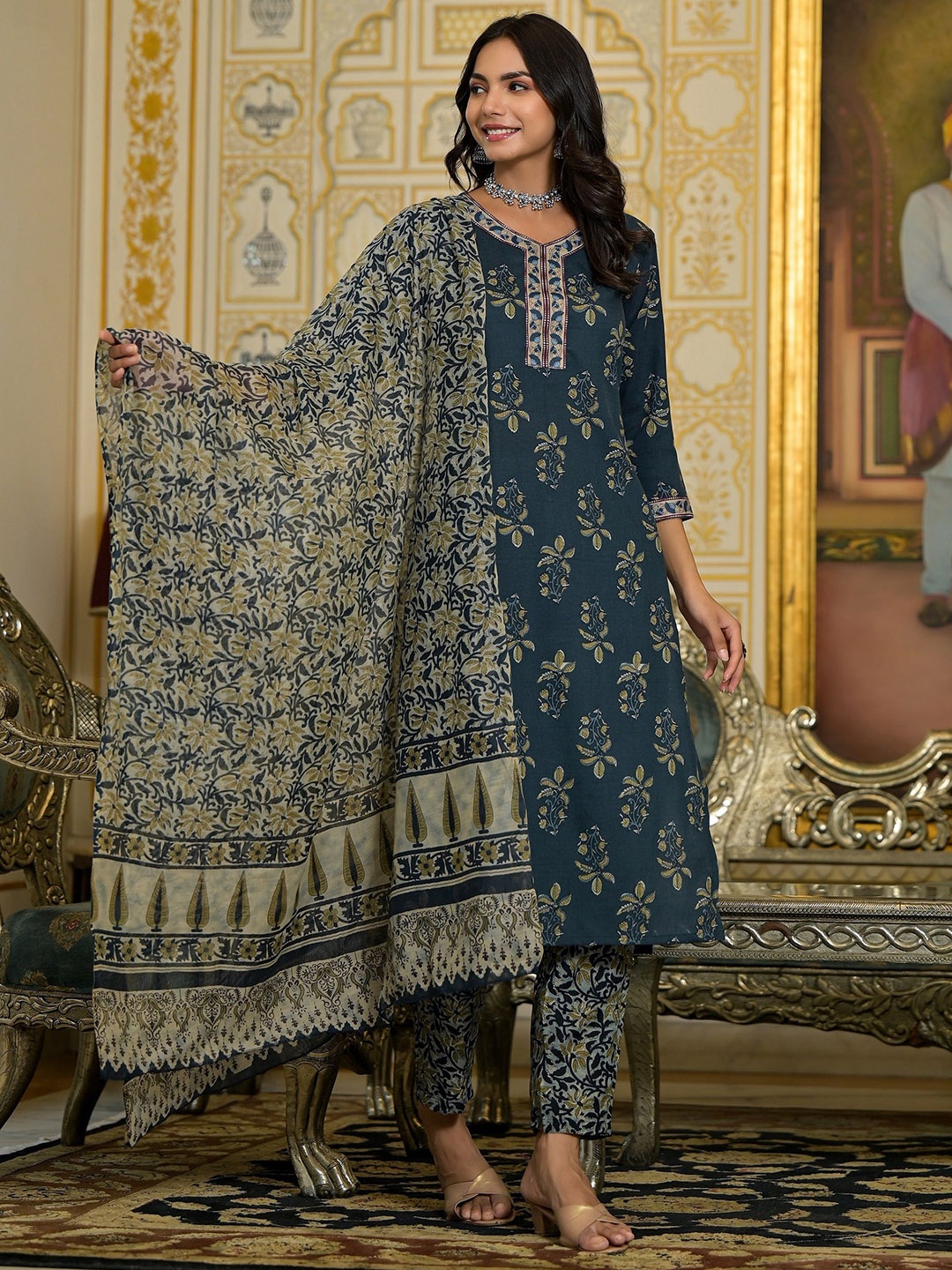 

KALINI Floral Printed Kurta with Trousers & Dupatta, Navy blue