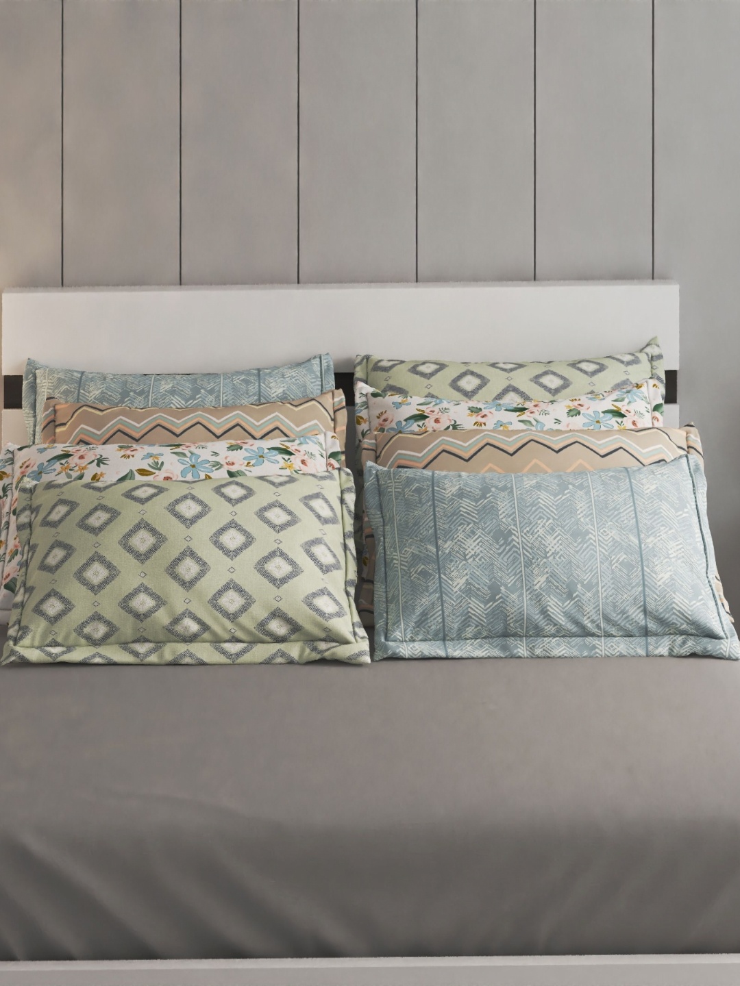 

Home Centre Green & White 8 Pieces Self Design Pure Cotton Rectangle Pillow Covers