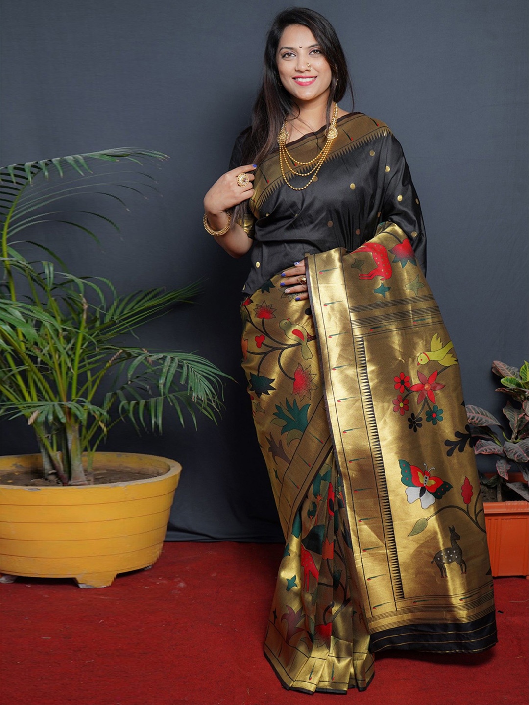 

LeeliPeeri DesignerEthnic Motif Zari Woven Paithani Saree, Black
