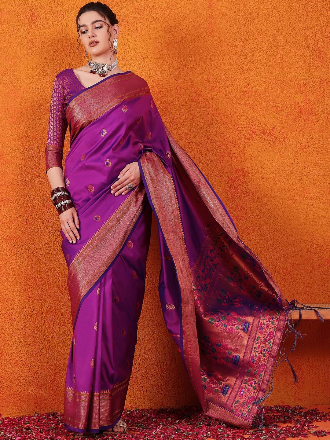 

Dori Ethnic Motifs Zari Paithani Saree, Purple