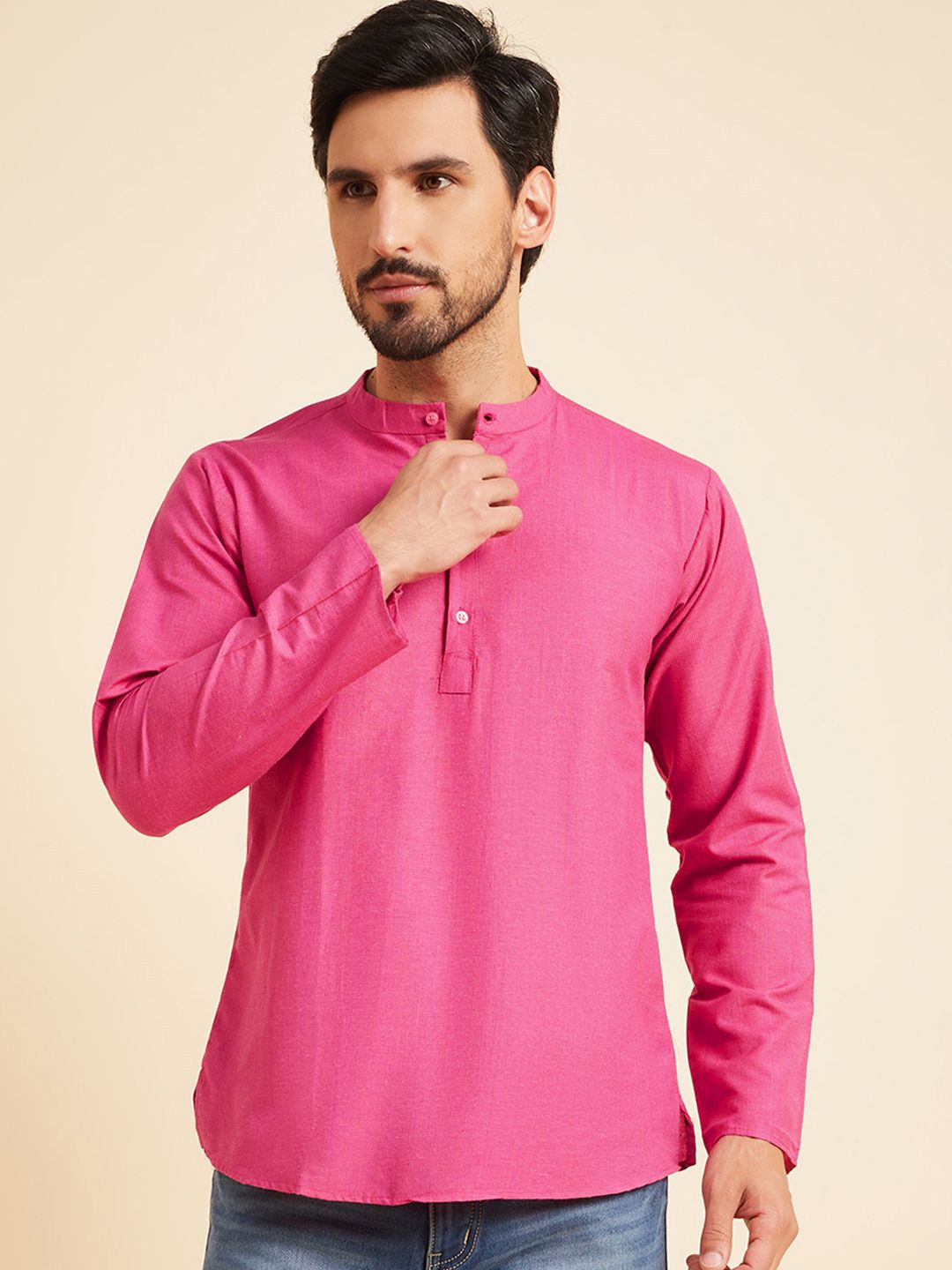 

Sangria Mandarin Collar Pure Cotton Short Kurta, Pink