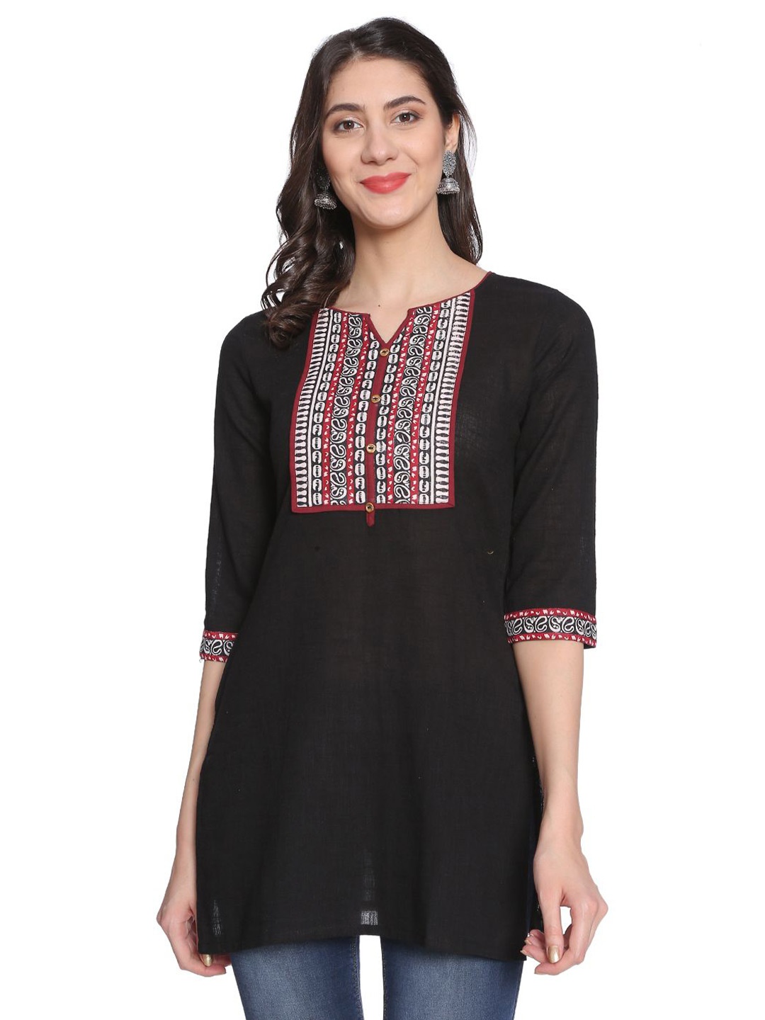 

Anouk Women Solid Round Neck With Notch Pure Cotton Short Kurti, Black