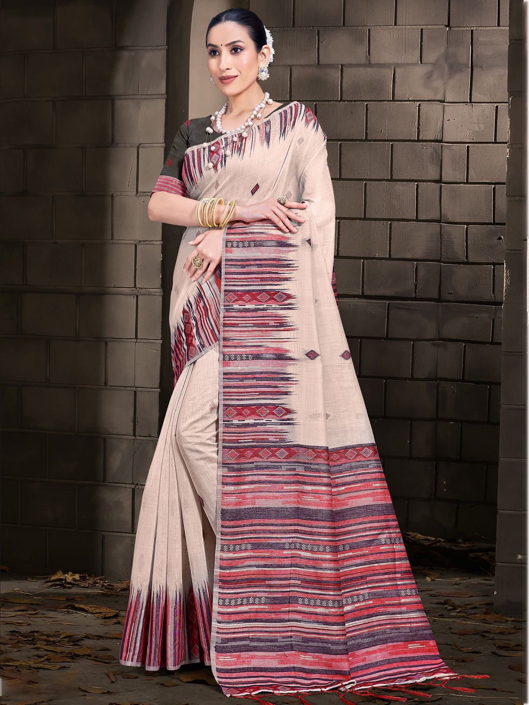 

Ishin Geomatric Printed Saree, Cream