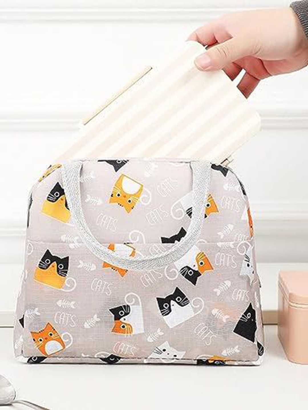 

HOUSE OF QUIRK Other Prints Insulated Lunch bags Travel Accessory, Grey