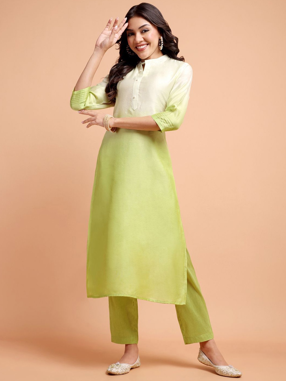 

ALANKARI Ombre Straight Chanderi Cotton Kurta with Trousers, Green