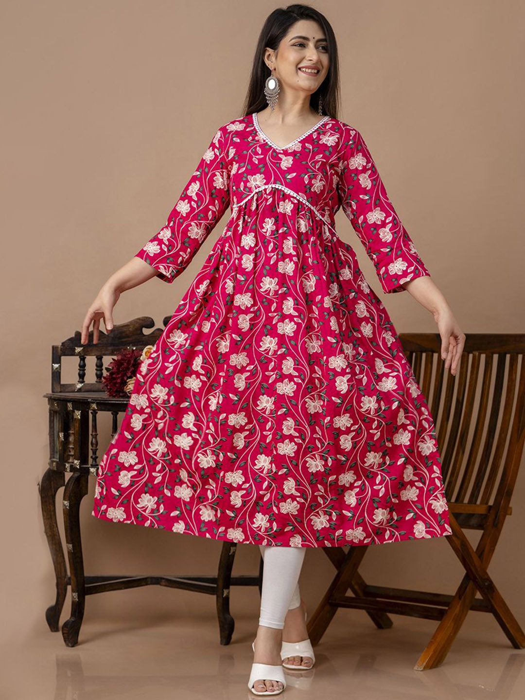 

Veshviti Floral Printed V-Neck Alia Cut A-Line Kurta, Pink