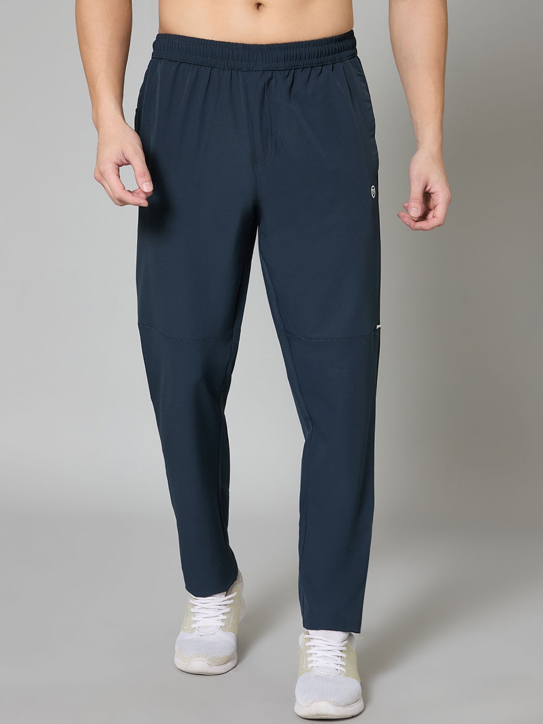 

TURNFIT Men Mid-Rise Running Track Pants With Zipper Pocket, Blue