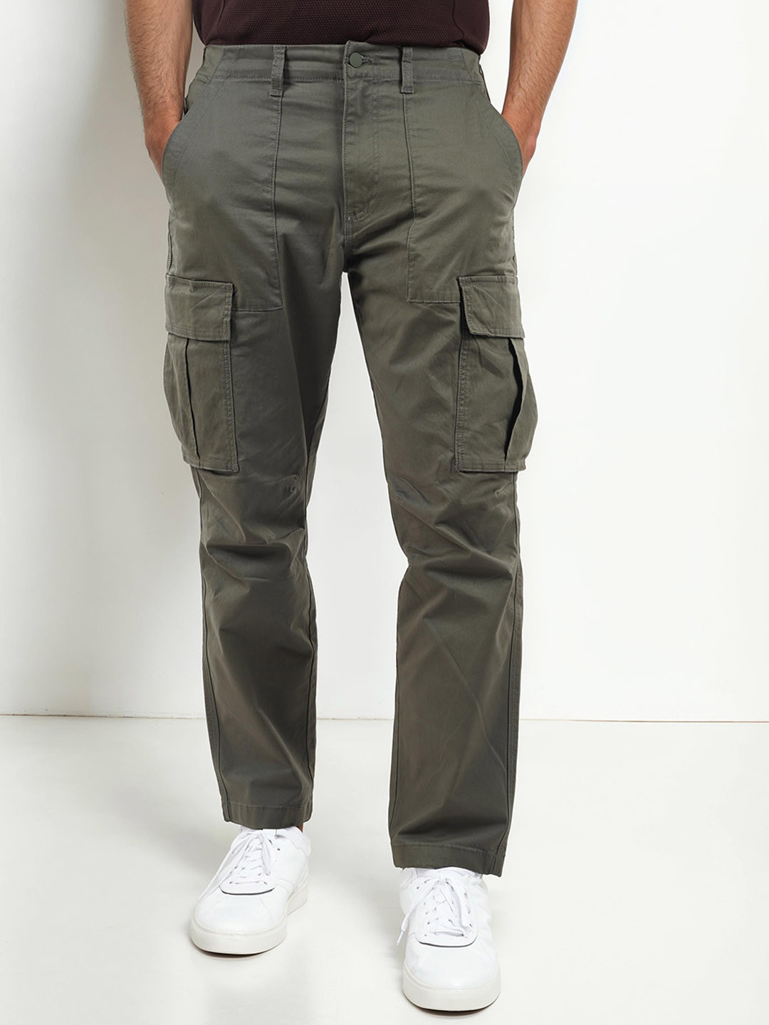 

Celio Men Solid Straight Fit Cargo Trouser, Green