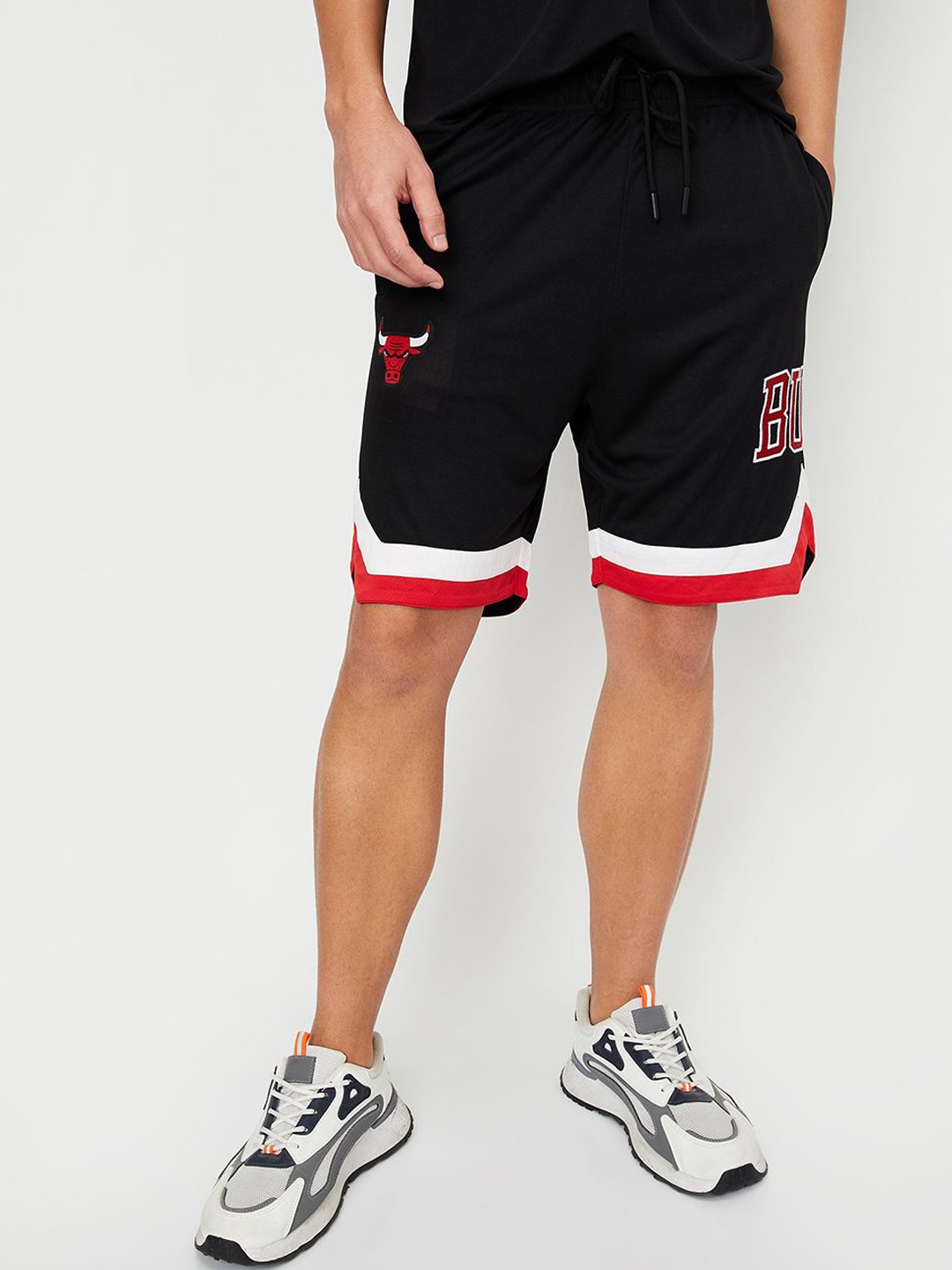 

max Men Printed Regular Fit Sports Shorts, Black