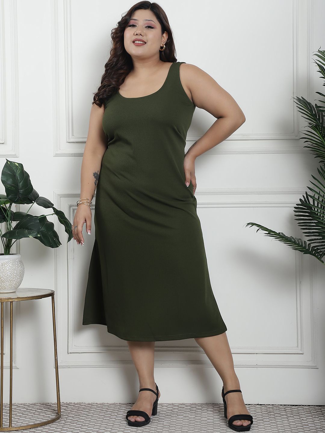 

thkgrlz Plus Size Sleeveless A-Line Midi Dress, Olive