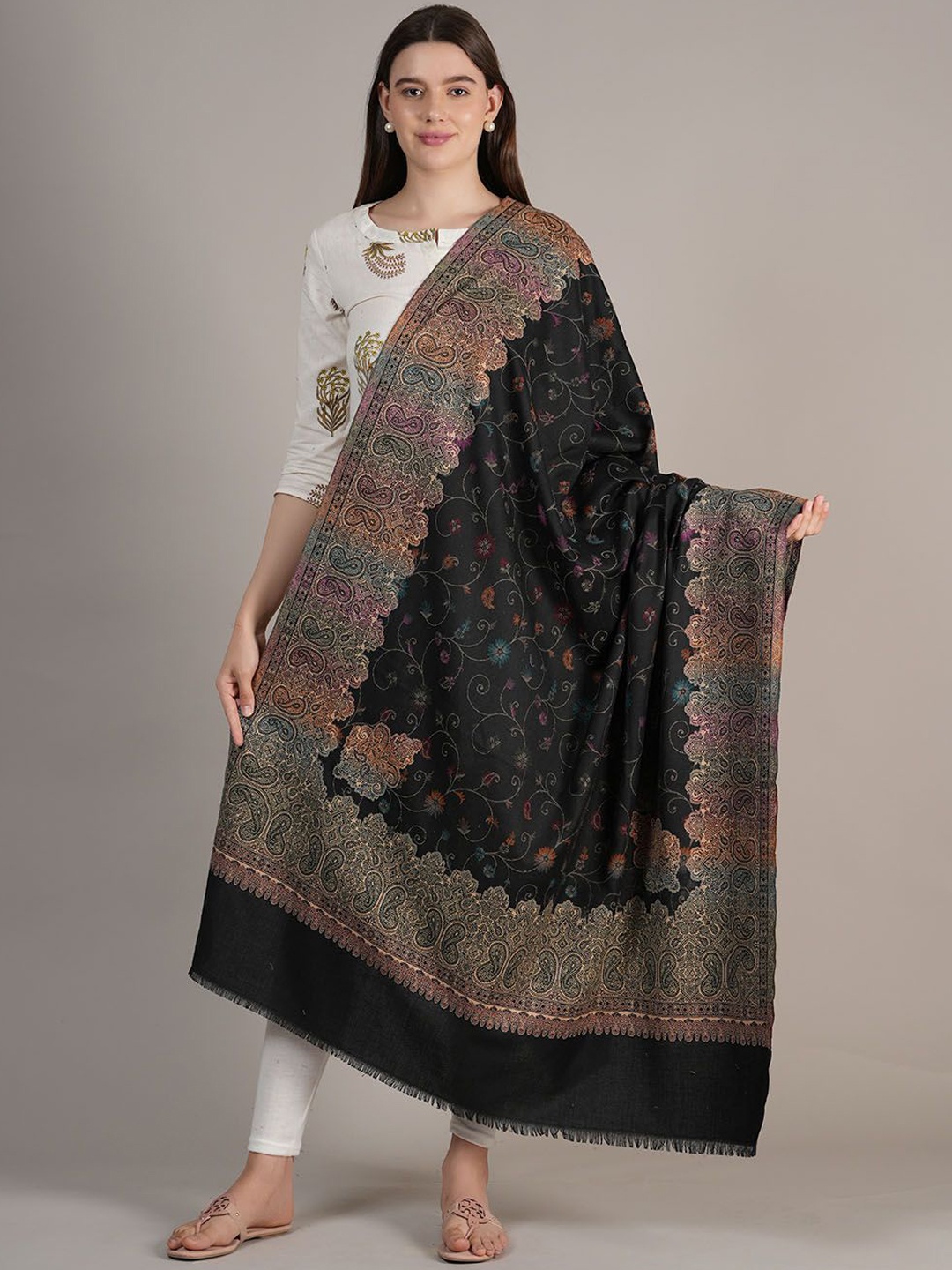 

MUFFLY Floral Embroidered Pashmina Woolen Shawl, Black