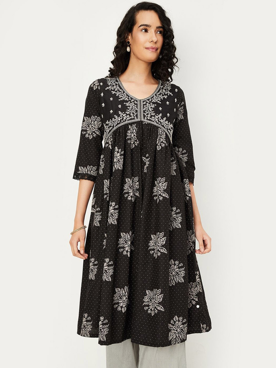 

max Floral Printed Anarkali Kurta, Black