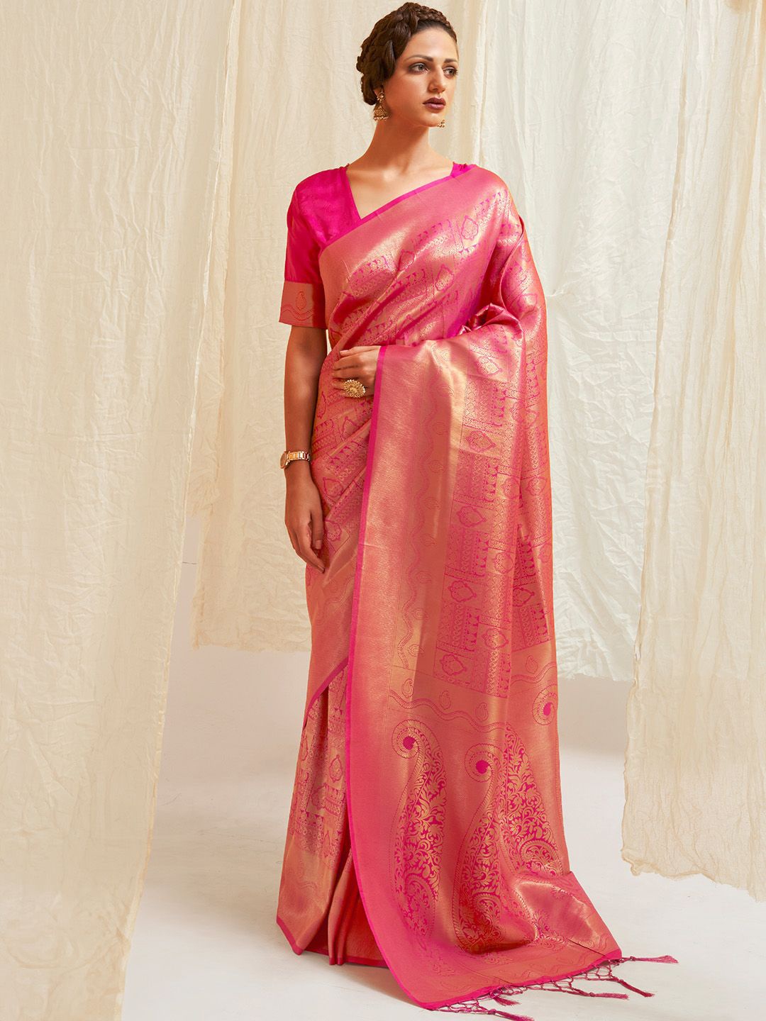 

Ishin Woven Design Zari Silk Blend Banarasi Saree, Pink