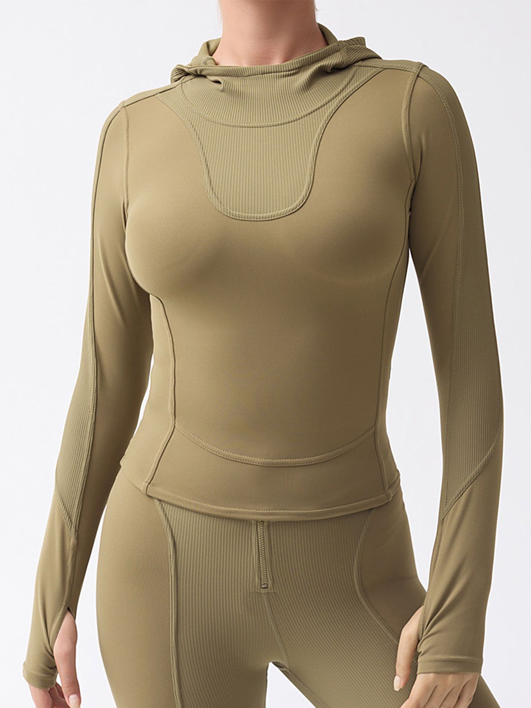 

LULU & SKY Top, Khaki