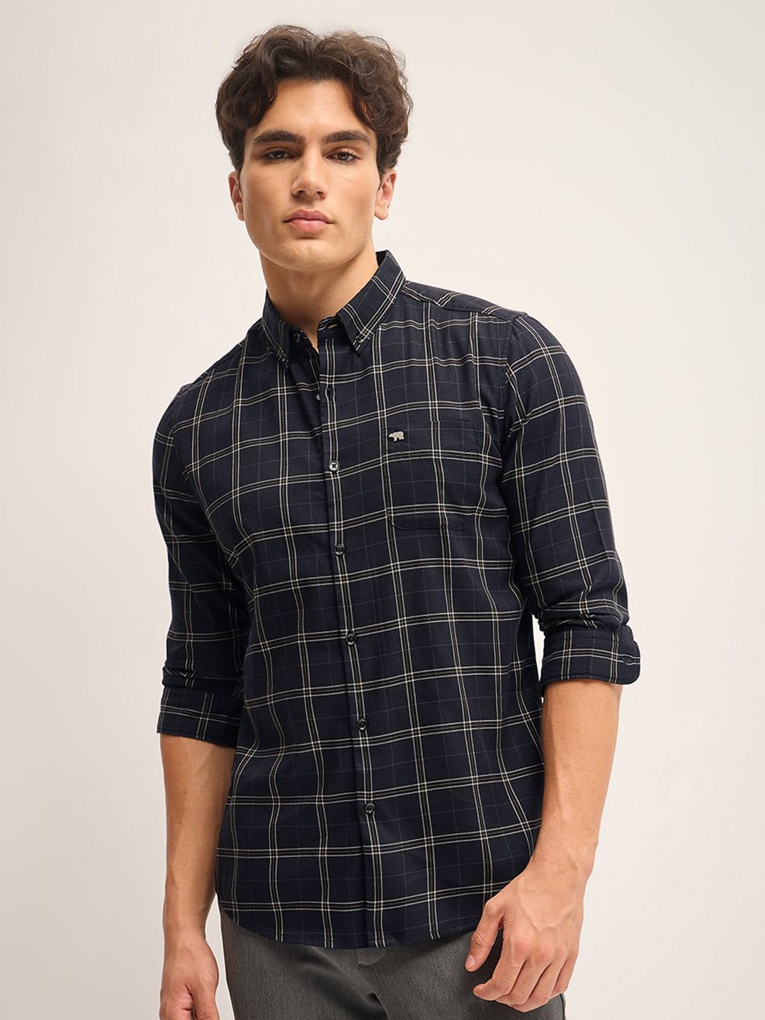 

THE BEAR HOUSE Men Tartan Checks Opaque Slim Fit Casual Shirt, Black