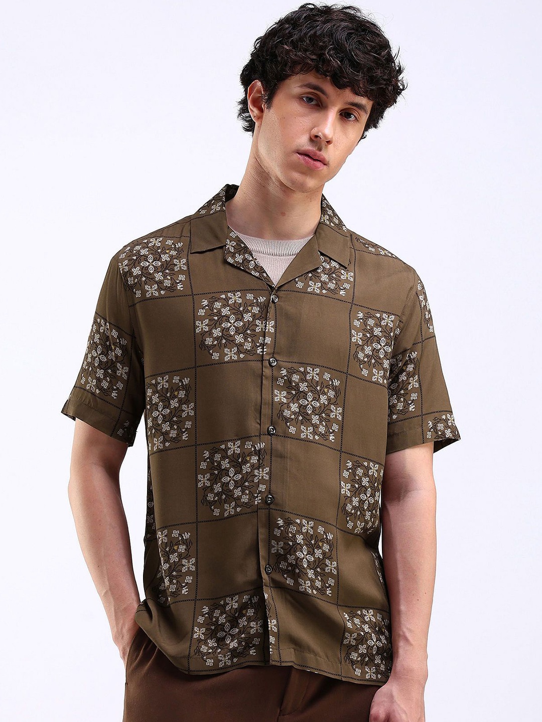 

Flying Machine Men Floral Opaque Printed Casual Shirt, Brown