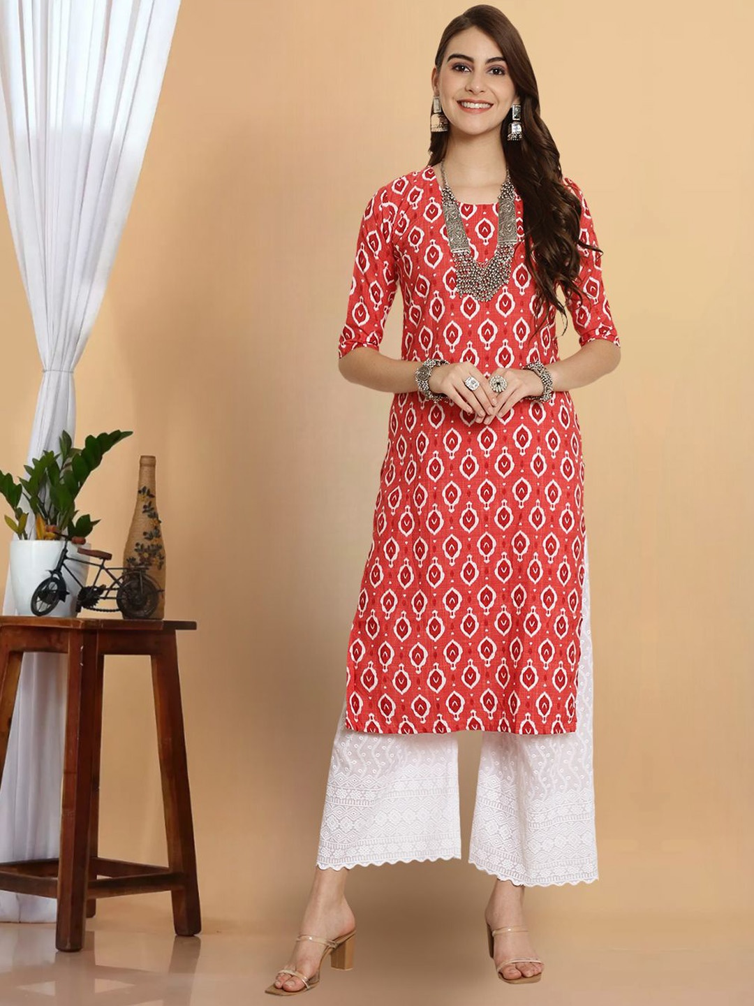 

7Threads Women Ethnic Motifs Printed Sequinned Floral Crepe Kurta, Multi