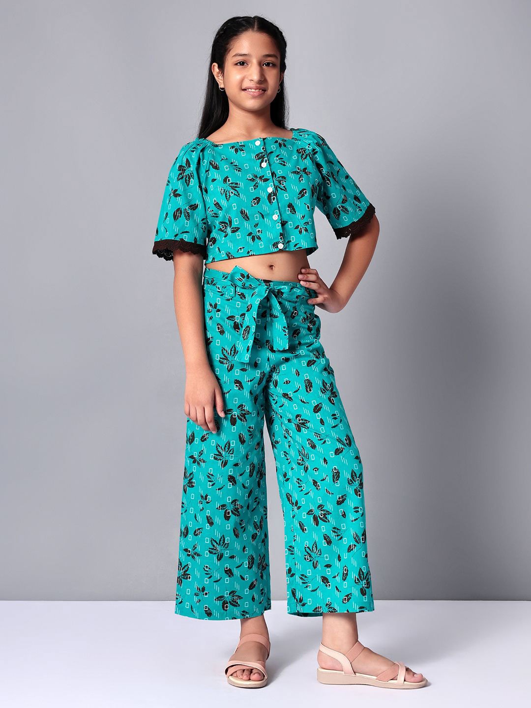 

CACA CINA Girls Printed Top with Palazzos, Turquoise blue