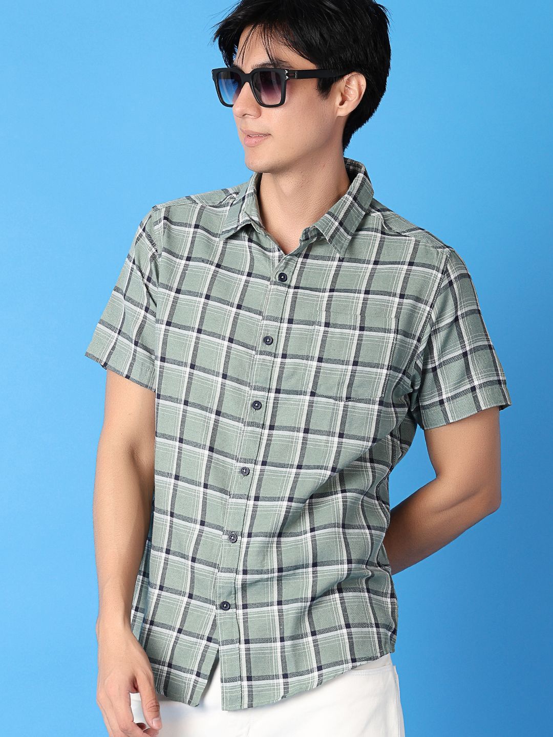 

V-Mart Men Classic Slim Fit Opaque Checked Casual Shirt, Green