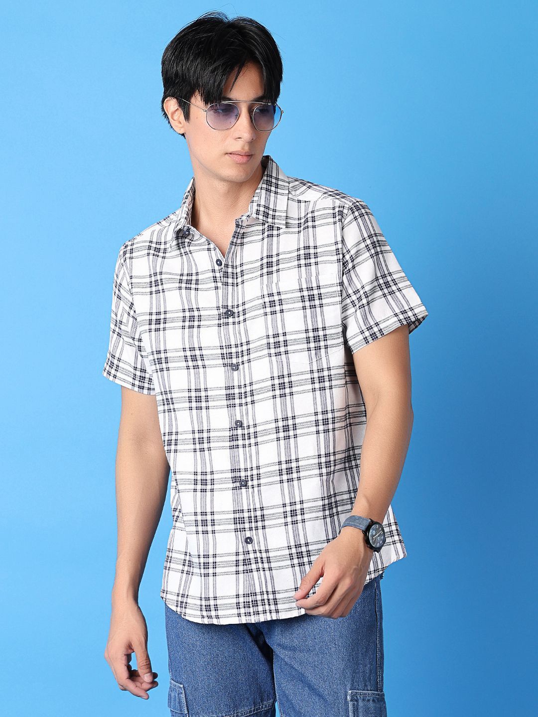 

V-Mart Men Classic Slim Fit Opaque Checked Casual Shirt, White
