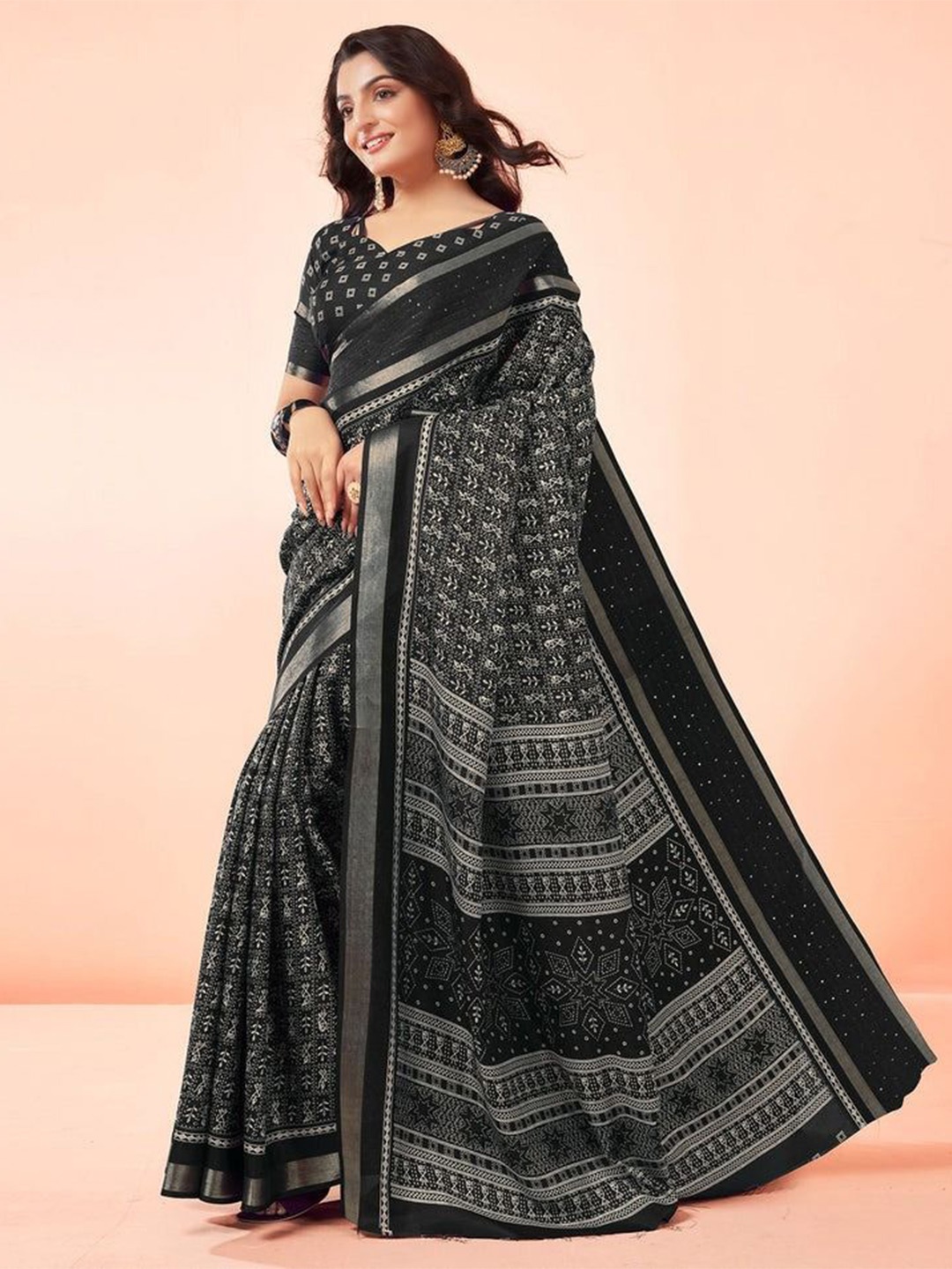 

Sitanjali Floral Zari Art Silk Saree, Black