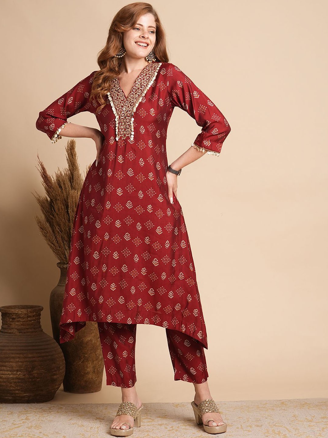 

FASHOR Foil Printed A-Line Kurta & Trousers, Red