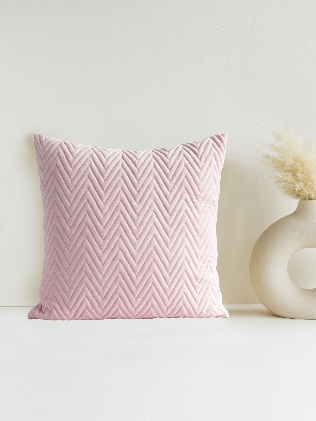

HOMEMONDE Pink Ethnic Motifs Square Cushion Covers
