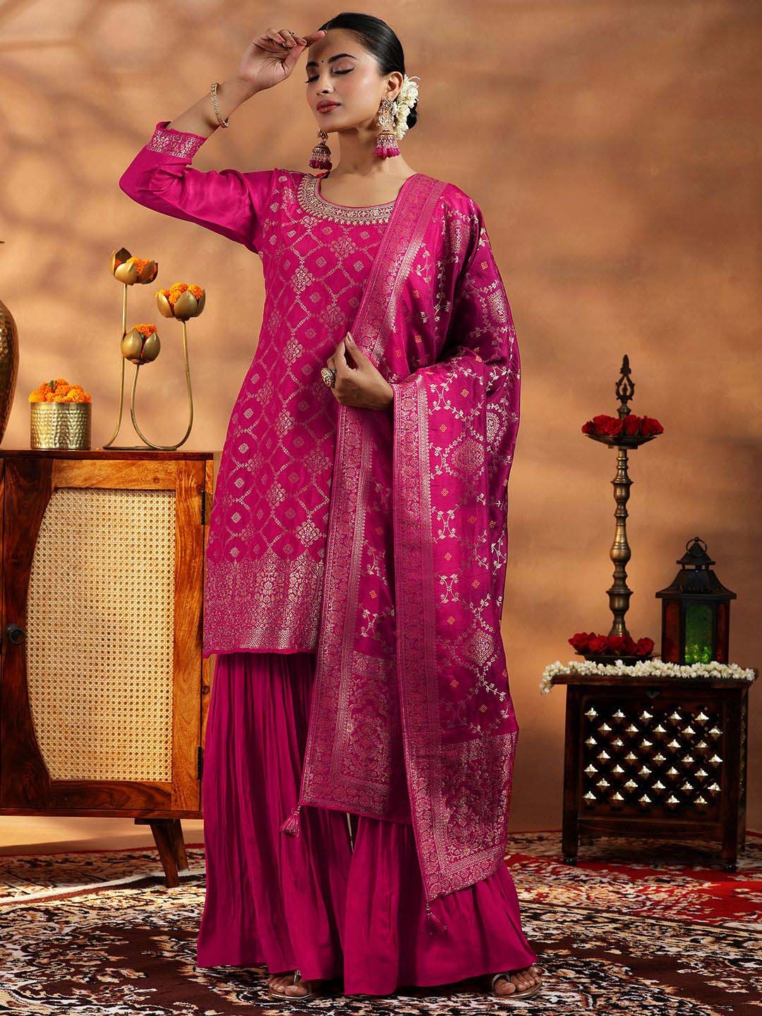 

Libas Women Ethnic Motifs Regular Kurta with Sharara & With Dupatta, Pink