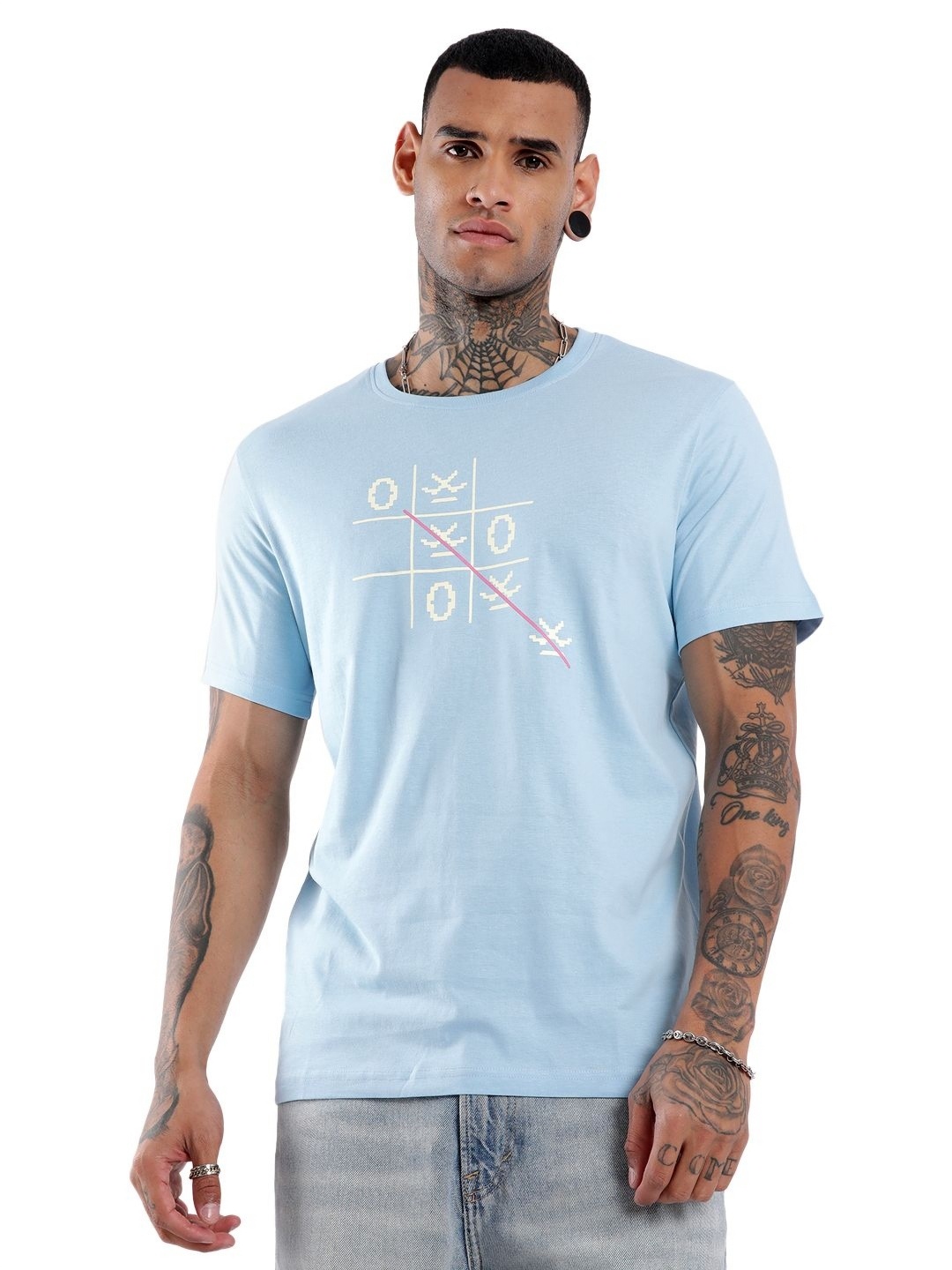 

WROGN Noughts and Crosses Graphic Printed Slim Fit Cotton T-shirt, Blue