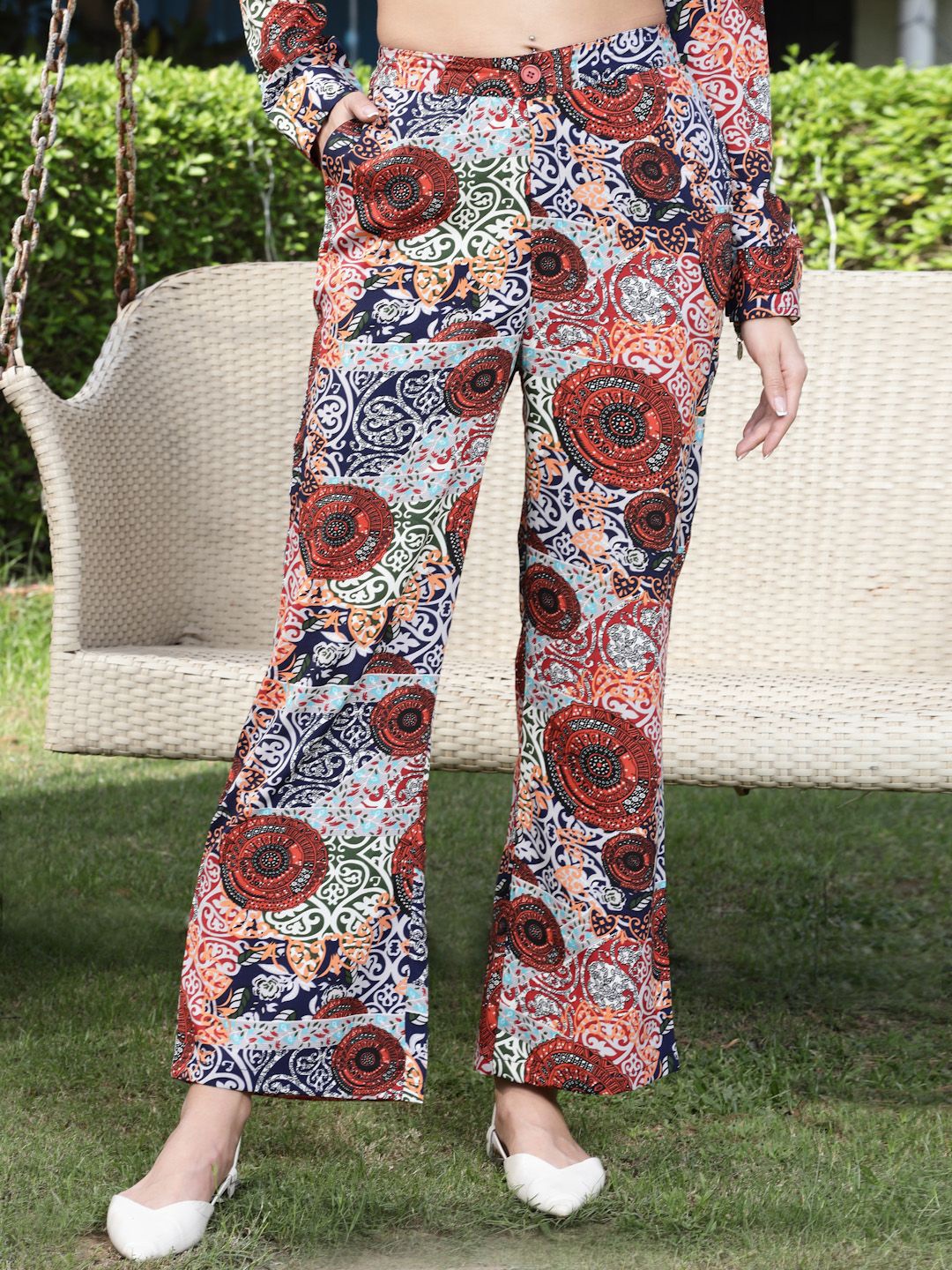 

Sera Women Floral Printed Relaxed Straight Leg Joggers Trousers, Multi
