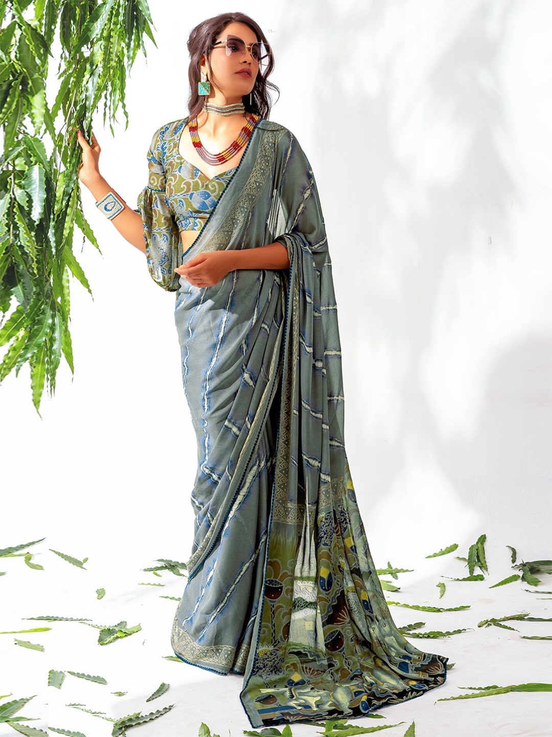 

Mitera Printed Leheriya Saree, Grey