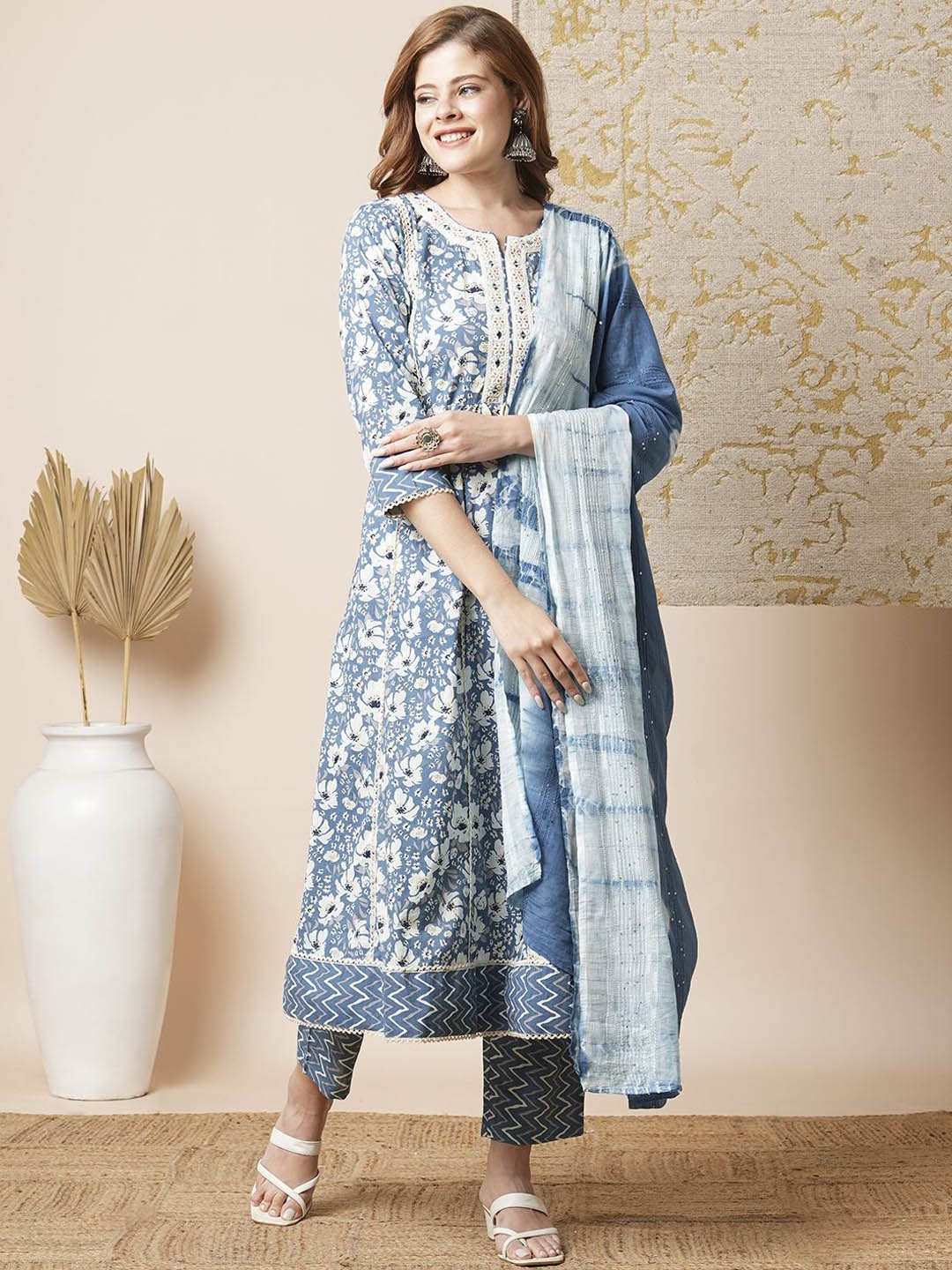 

FASHOR Women Floral Printed Panelled Mirror Work Pure Cotton Kurta with Trousers & With Dupatta, Blue