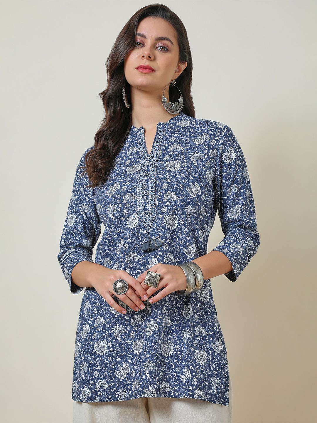 

Soch Mandarin Collar Printed Tunic, Blue