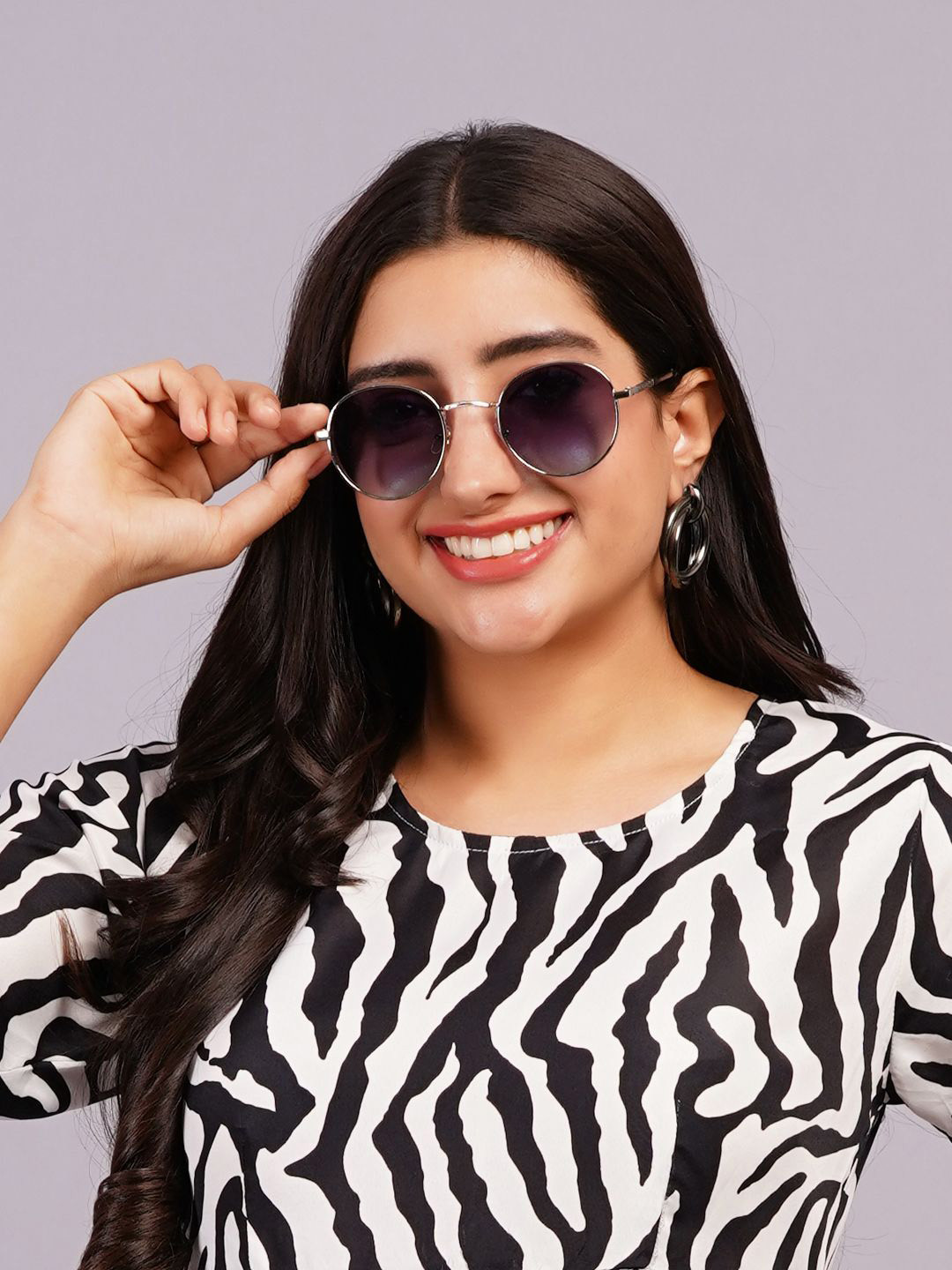 

DressBerry Women Round Sunglasses with UV Protected Lens, Blue