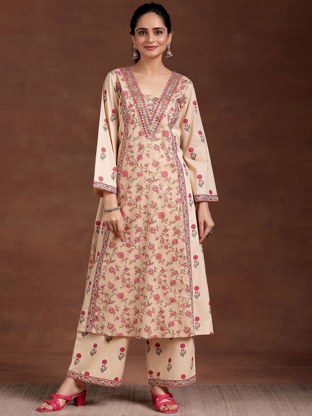 

Libas Women Floral Printed Panelled Mirror Work Pure Cotton Kurta with Palazzos, Beige
