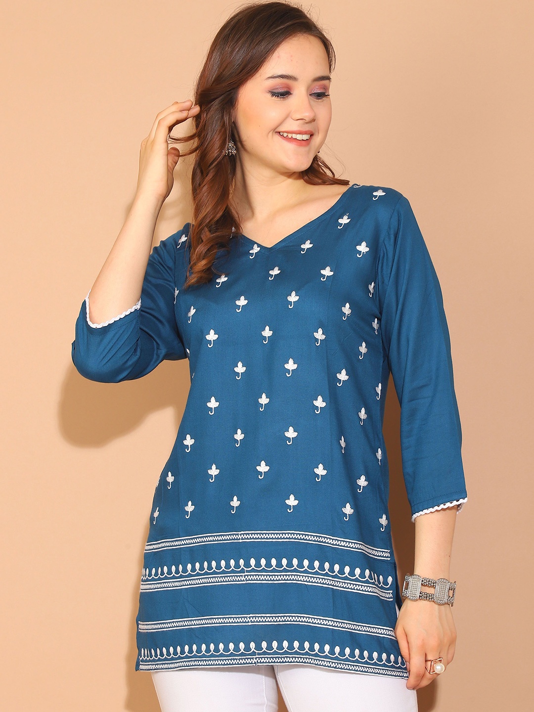 

KALINI Sweetheart Neck Embroidered Tunic, Blue