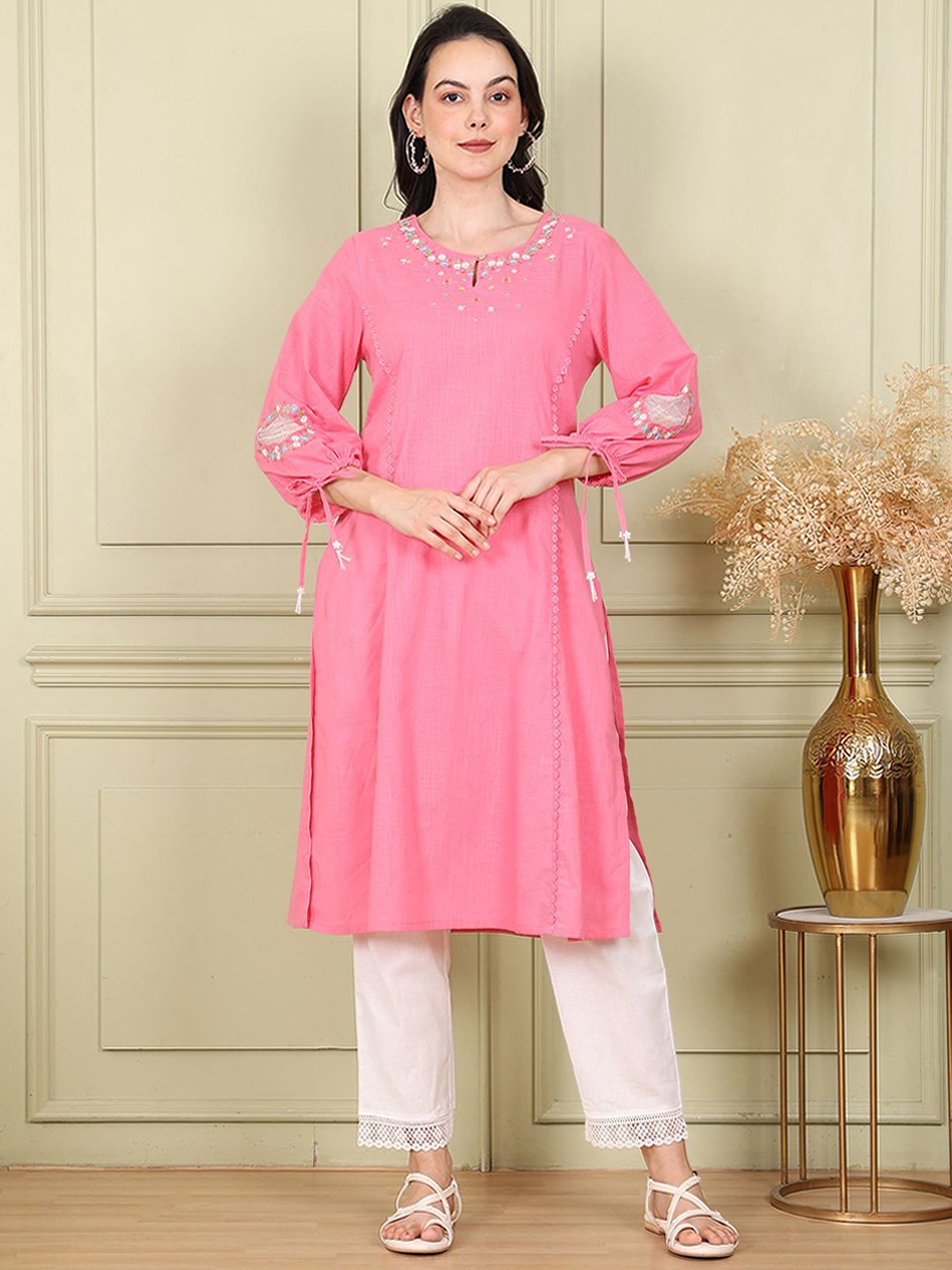 

W Women Embroidered Flared Sleeves Thread Work Kurta, Pink